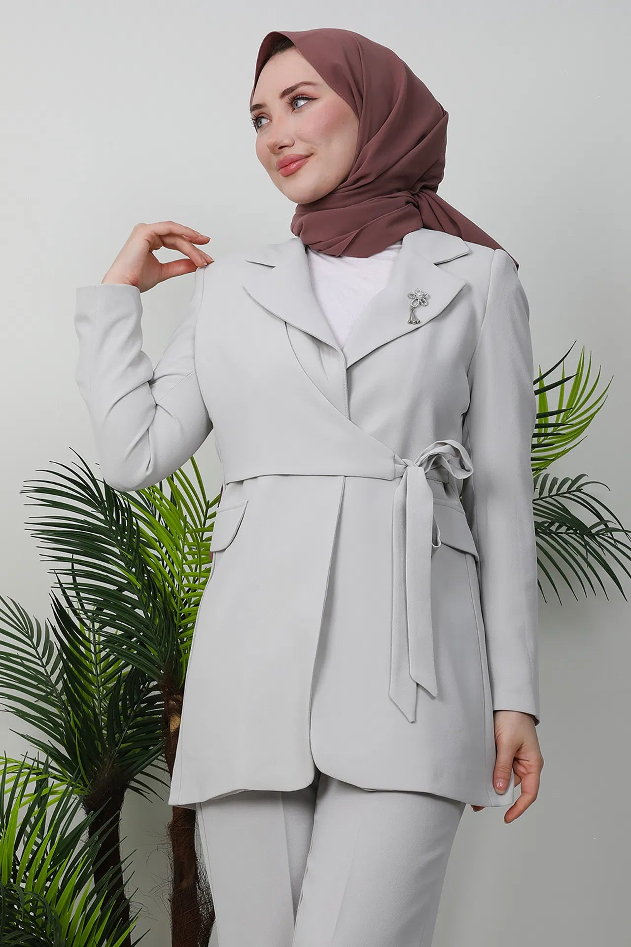 GIZAMILA Asymmetrical Stone Set