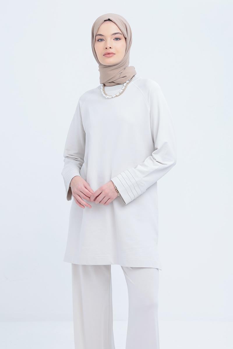 Tunic with Ribbed Cuff and Slit Detail